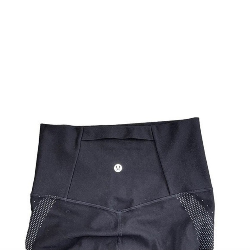 Lululemon Mapped Out High-Rise Tight 28"
Black / Glacier Grey - Picture 10 of 12